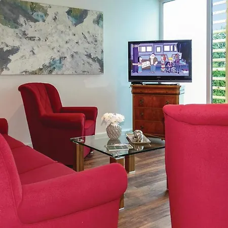 2 Bedroom Awesome In Kuhlen
