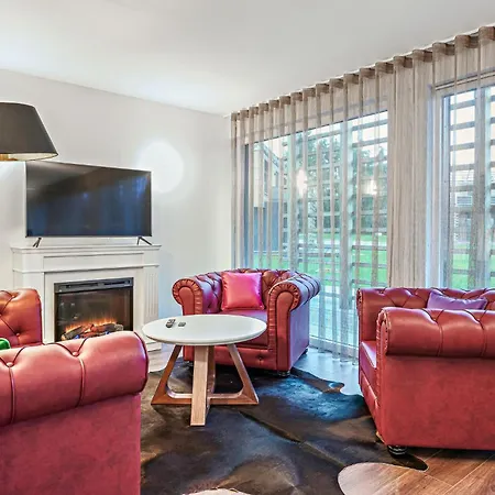 2 Bedroom Awesome In Kuhlen Prázdninový dům *