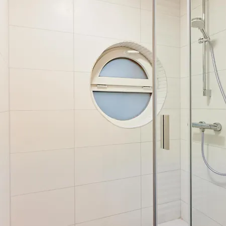 2 Bedroom Awesome In Kuhlen