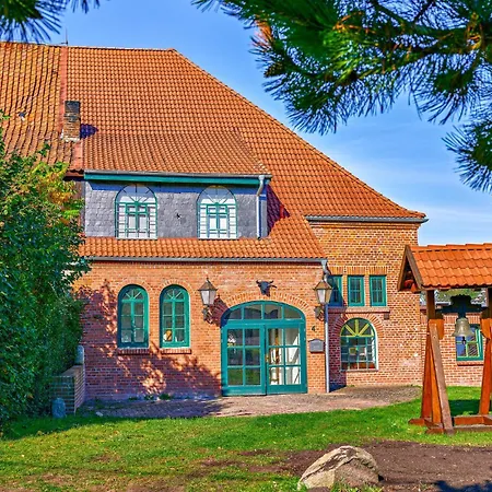 2 Bedroom Awesome In Kuhlen *